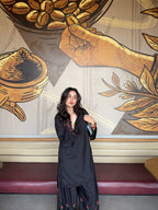 Vanya Noir Bloom Farshi Set