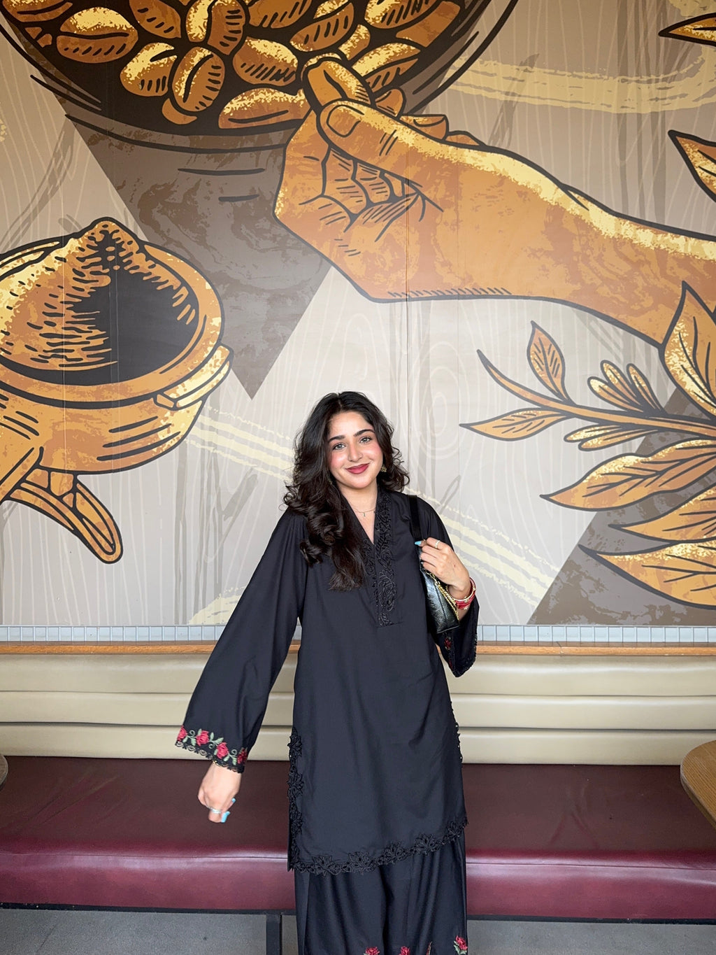 Vanya Noir Bloom Farshi Set