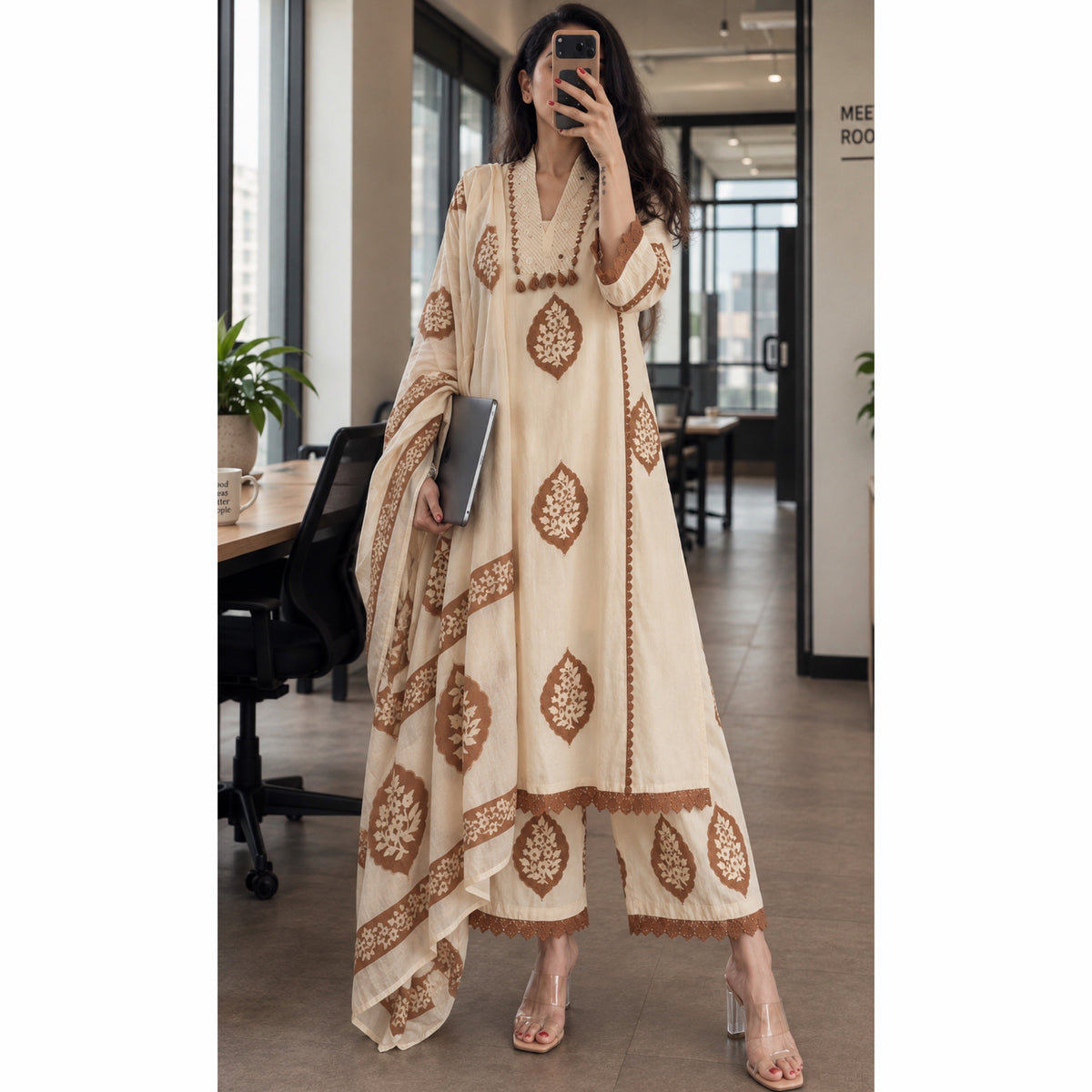 Nazm Mirror Embroidered Pocket Kurta Set