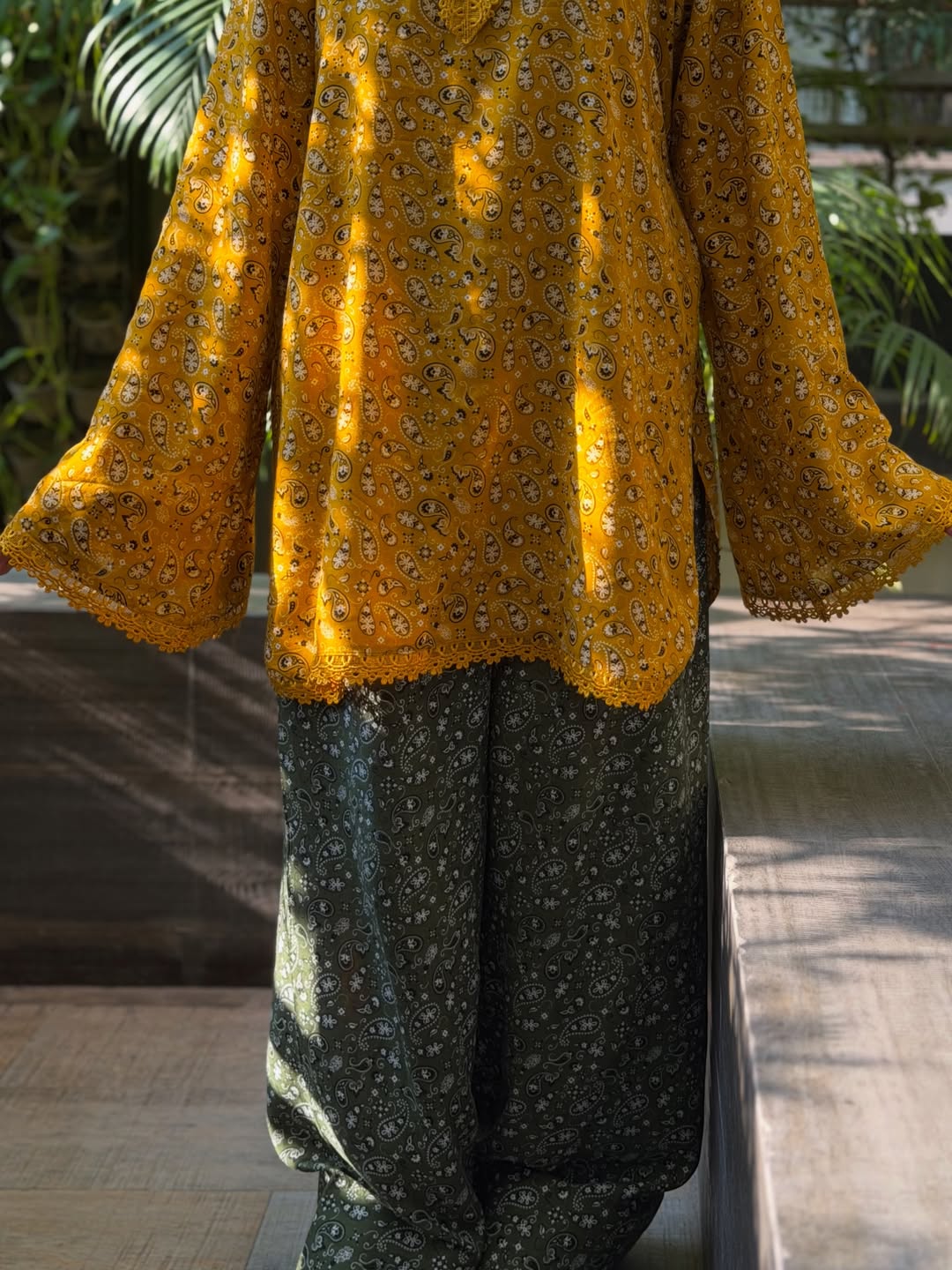 Paisley Breeze Kurta Set