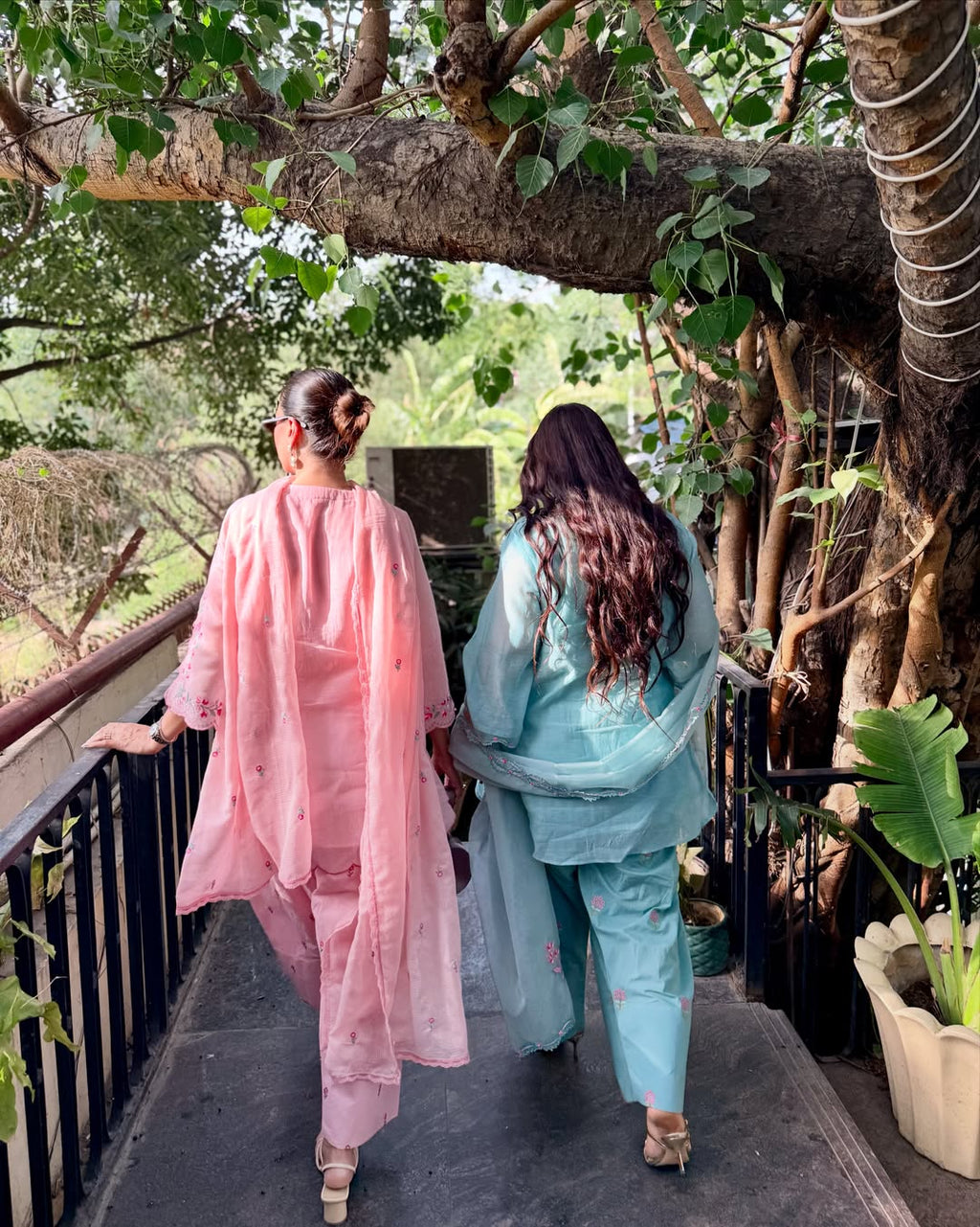 Gulzar Farshi Shalwar Collection