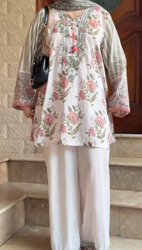 Elowyn Rose Garden Printed Kurta Palazzo Set