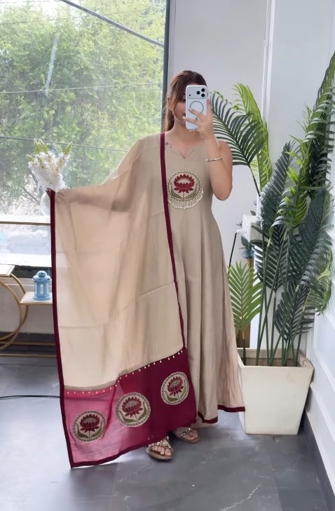 Alvisha Floral Farshi Set